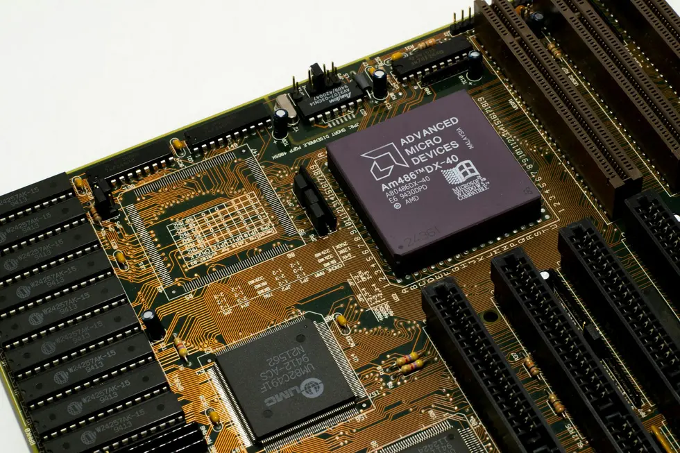 Arquitetura Zen 5 EPYC: O que Mudou na Prática?