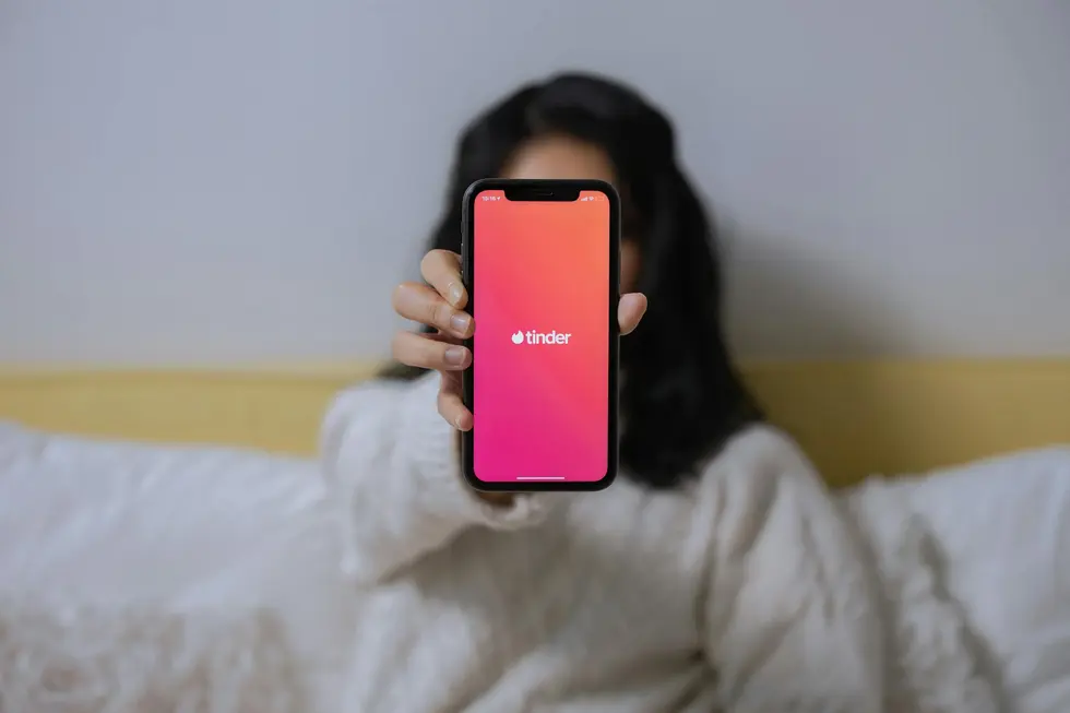 Como Funciona o Tinder em 2026: O Que Realmente Mudou